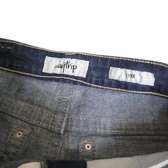 Buckle Daytrip Jean Shorts Lynx Women's 28 Dark Wash Denim Thick Stitch Mid Rise - Picture 6 of 12